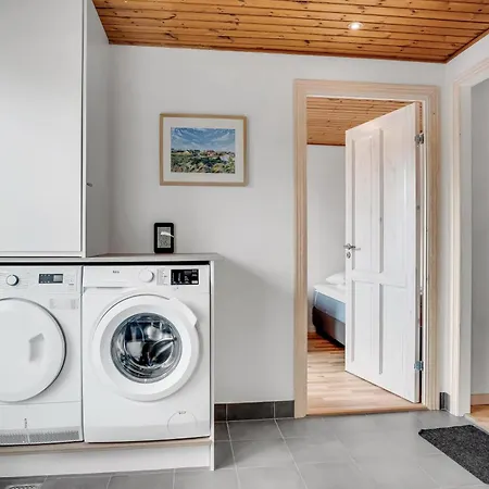 Lovely With Fenced Plot, 300 Meters From The North Sea In Thy Vakantiehuis Lild Strand