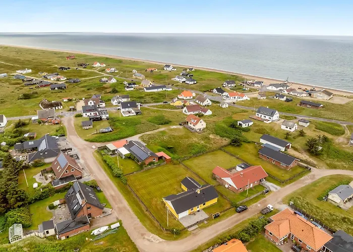 Сasa de vacaciones Lovely With Fenced Plot, 300 Meters From The North Sea In Thy