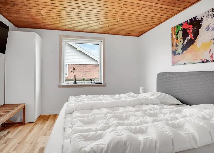 Lovely With Fenced Plot, 300 Meters From The North Sea In Thy Сasa de vacaciones *